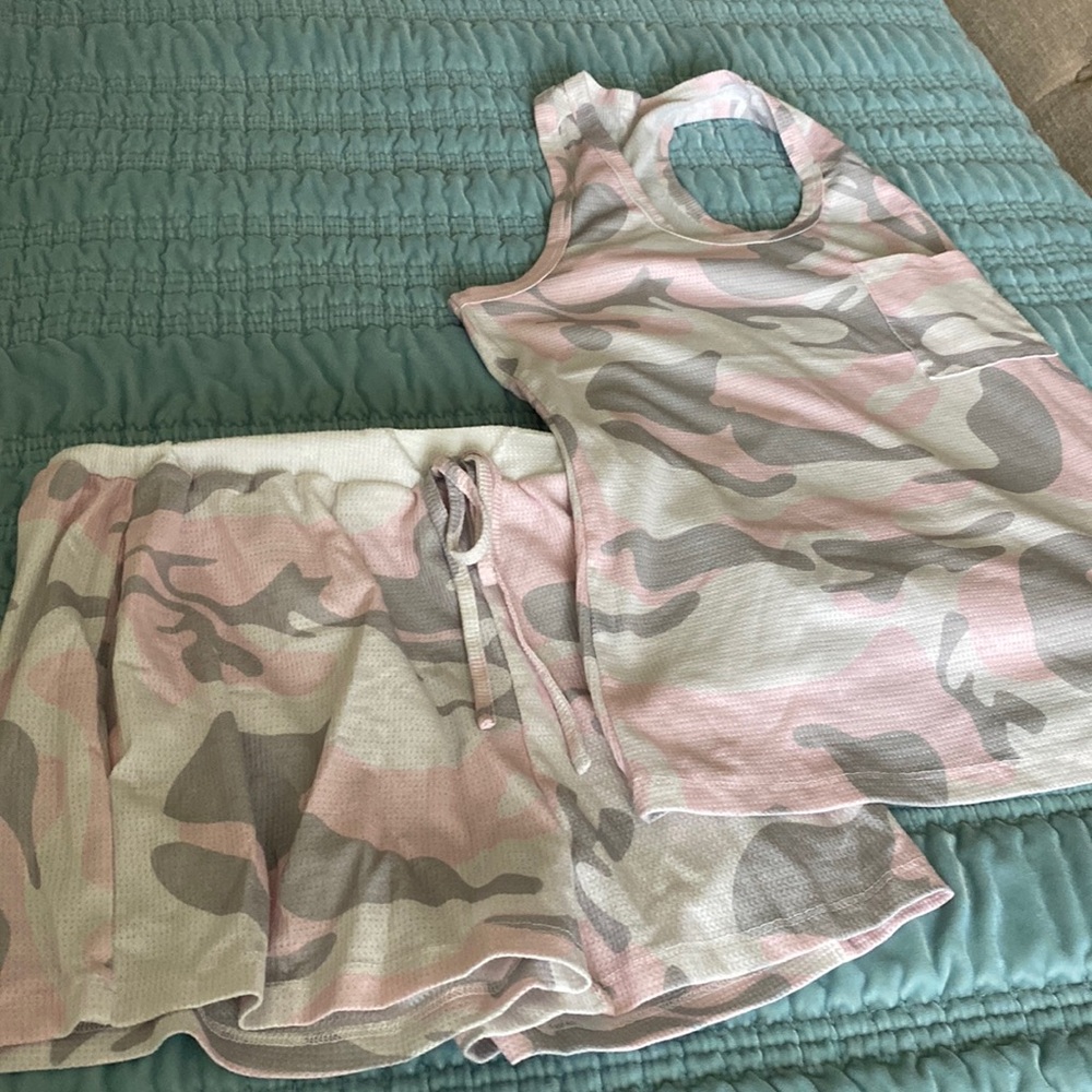 No brand PJ size Small